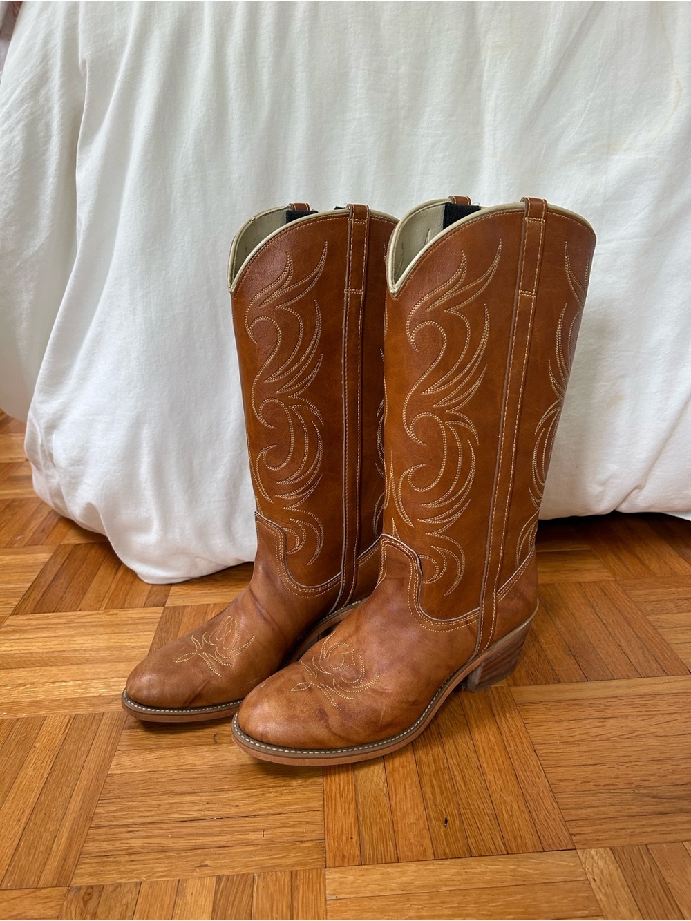 Classic Brown Leather Cowboy Boots